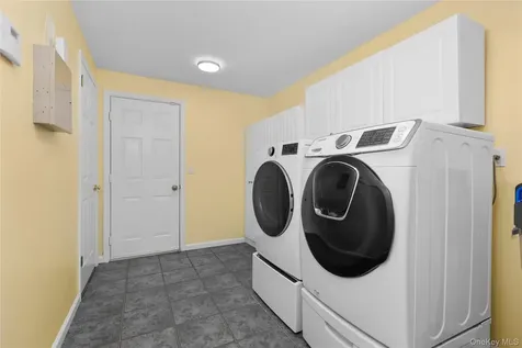 875 Hanover Street Yorktown Heights NY 10598