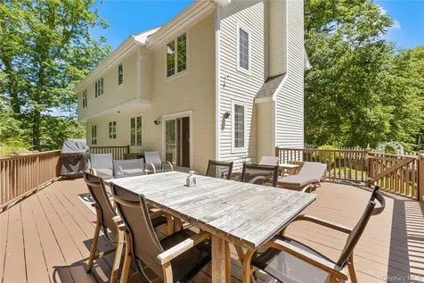 875 Hanover Street Yorktown Heights NY 10598