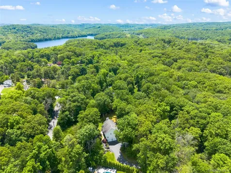 875 Hanover Street Yorktown Heights NY 10598