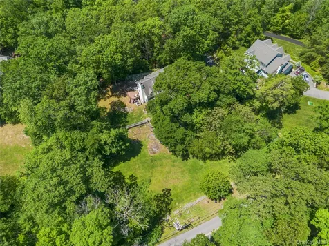 875 Hanover Street Yorktown Heights NY 10598