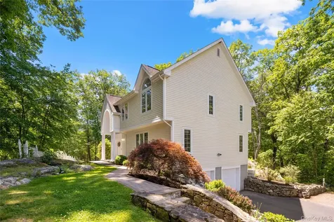 875 Hanover Street Yorktown Heights NY 10598