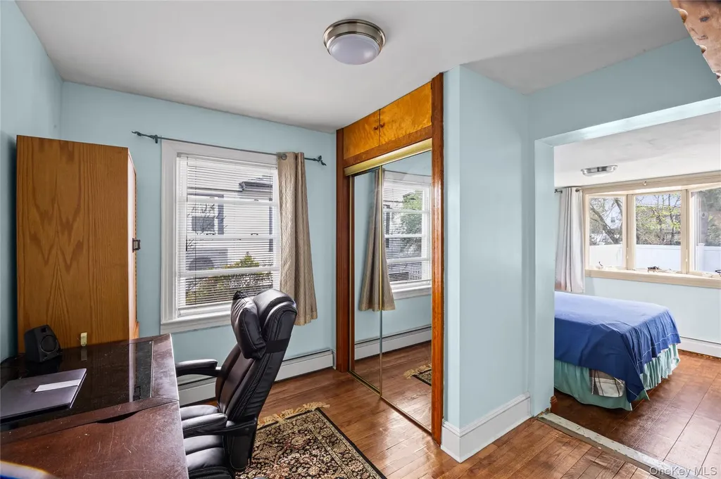 76 Davison Avenue Lynbrook NY 11563