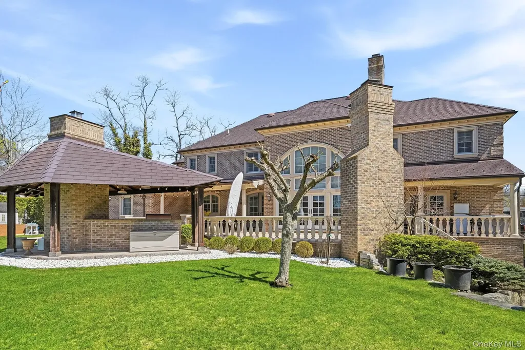 590 West Street Harrison NY 10528
