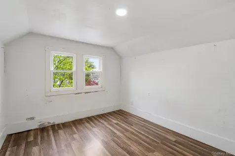 212 Ten Broeck Avenue Kingston NY 12401