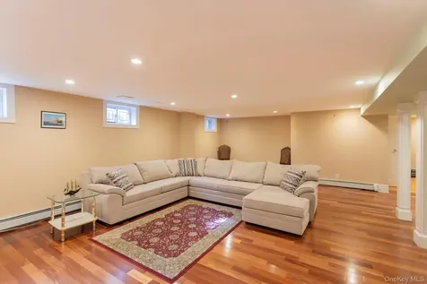 215-15 86th Avenue Hollis Hills NY 11427