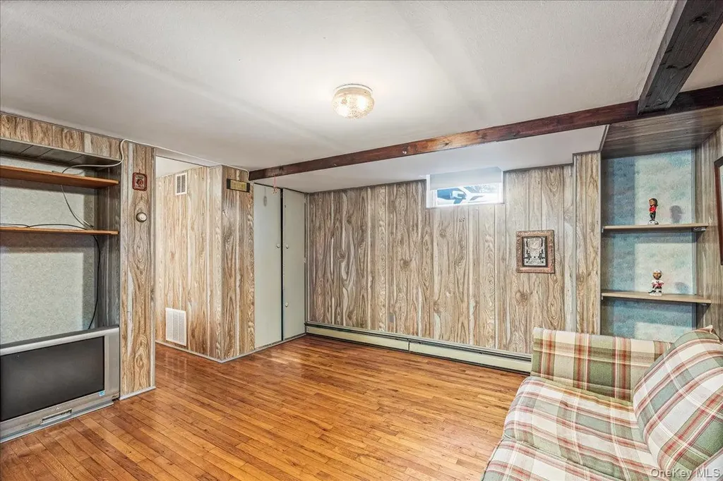 47 Ellison Avenue Westbury NY 11590