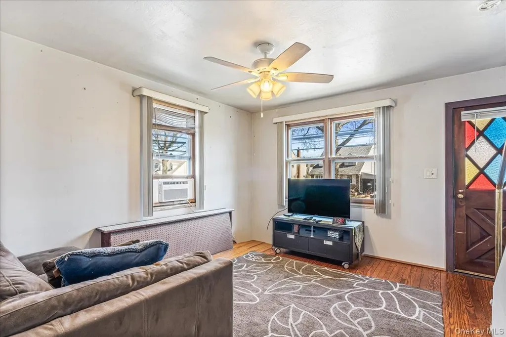 47 Ellison Avenue Westbury NY 11590