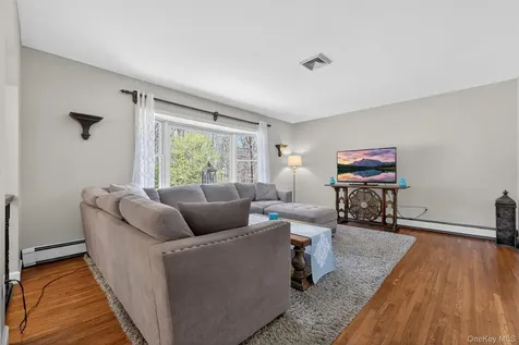 76 Colonel Enoch Drive Carmel NY 10512
