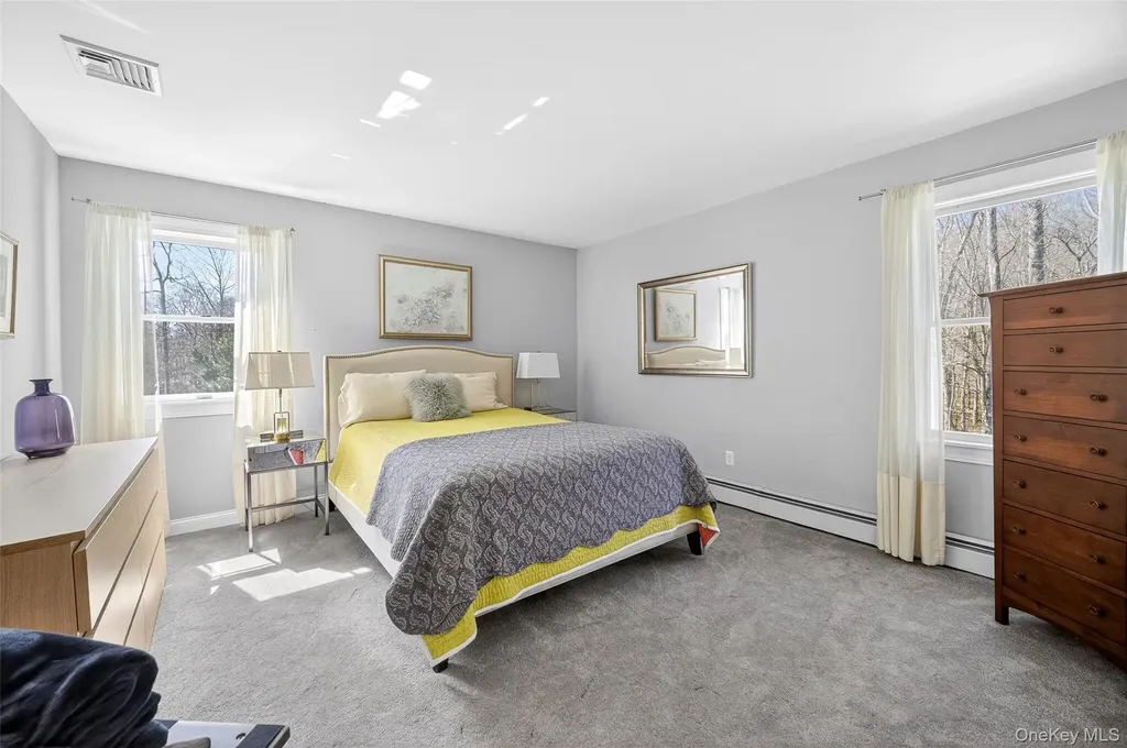 5 Gabriels Drive Chester NY 10918