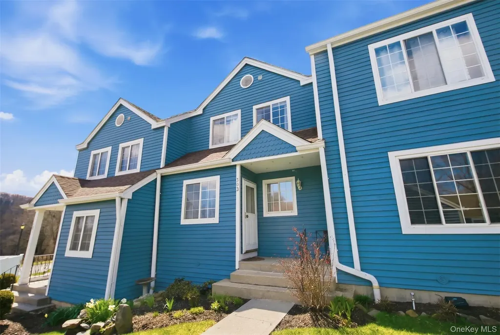 302 Ashbury Way Brewster NY 10509