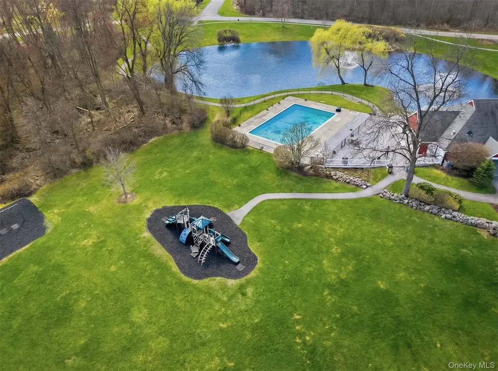 302 Ashbury Way Brewster NY 10509