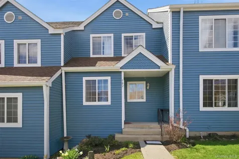 302 Ashbury Way Brewster NY 10509