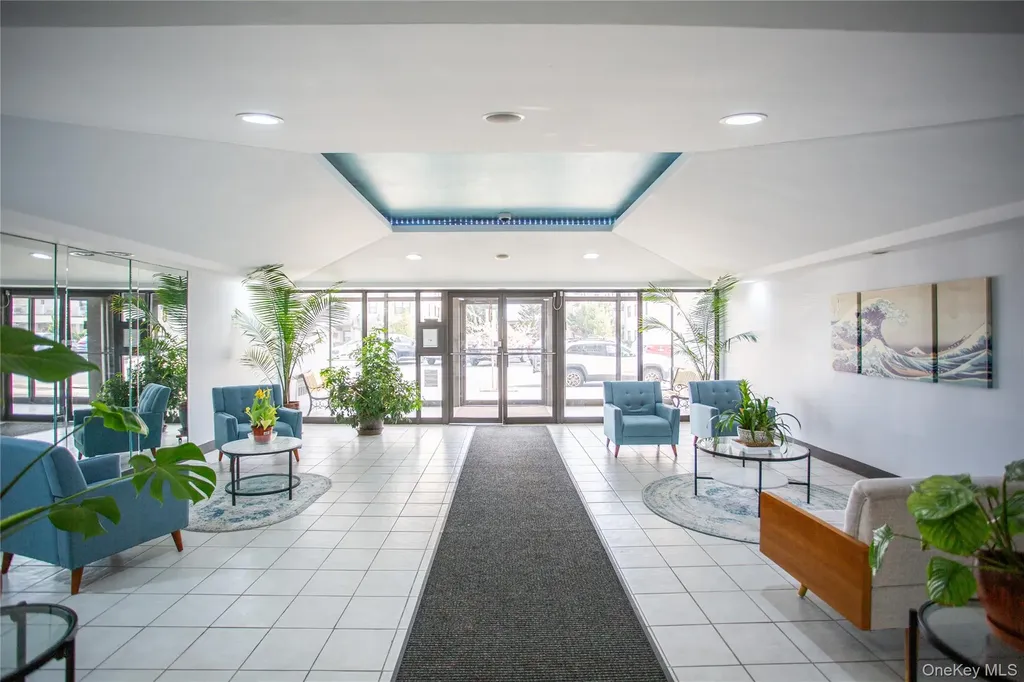 855 E Broadway Long Beach NY 11561