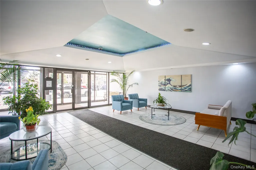 855 E Broadway Long Beach NY 11561