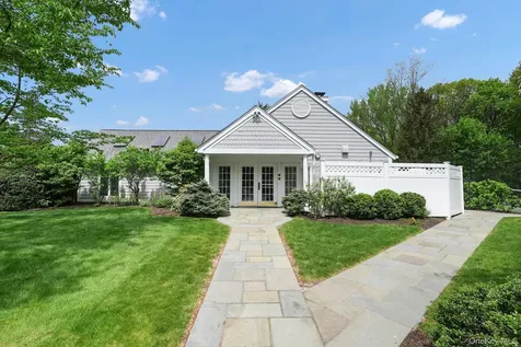 36 Oakcrest Lane Hastings-on-hudson NY 10706