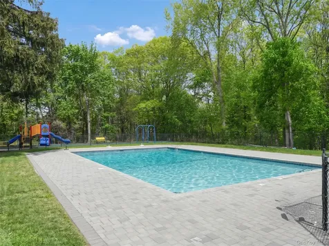 36 Oakcrest Lane Hastings-on-hudson NY 10706