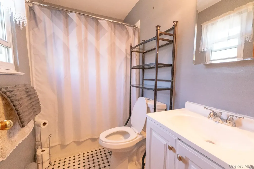 1548 9 Route Wappingers Falls NY 12590