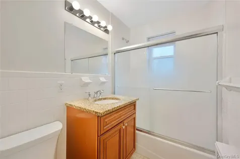 504 Pelham Road New Rochelle NY 10805