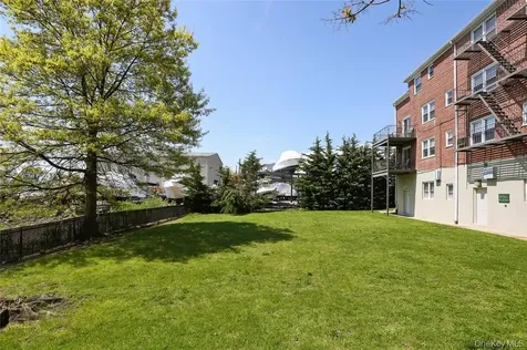 504 Pelham Road New Rochelle NY 10805