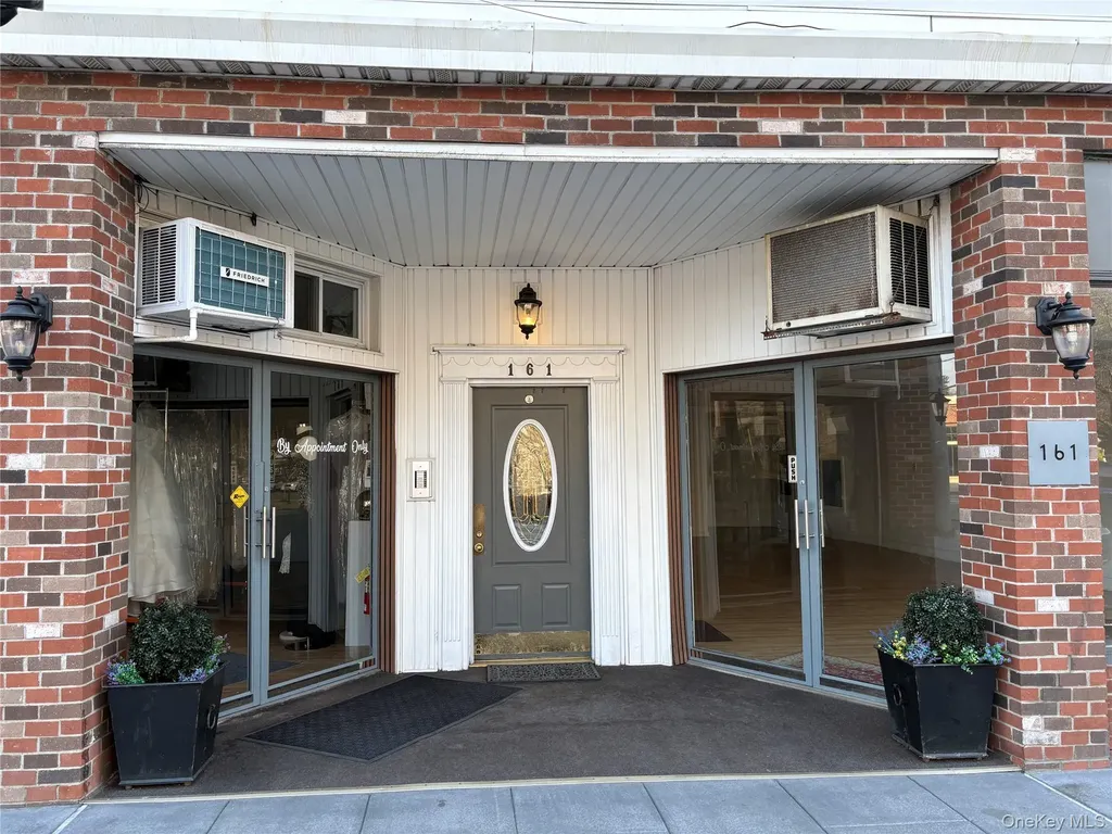 161 Main Street E Mount Kisco NY 10549