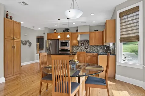 62 Pembroke Drive Glen Cove NY 11542