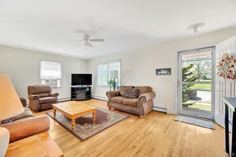 416 3rd Street Greenport NY 11944