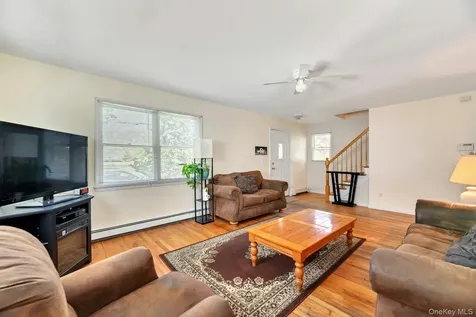 416 3rd Street Greenport NY 11944