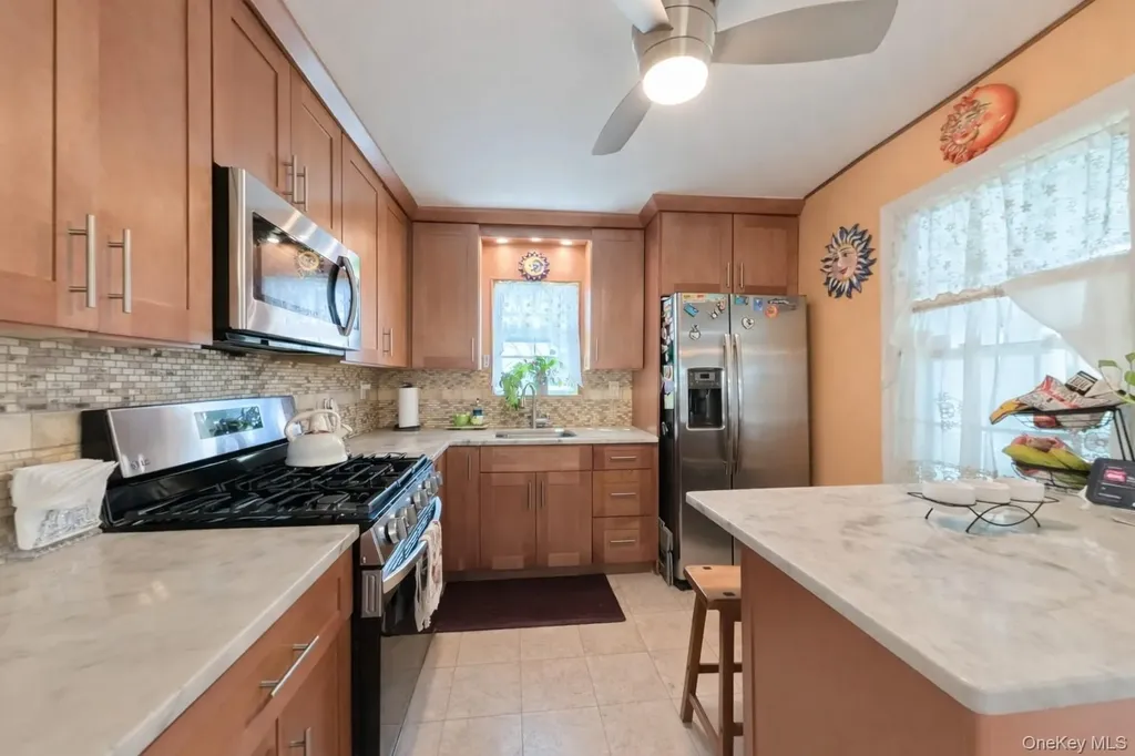 653 Odell Avenue Yonkers NY 10710