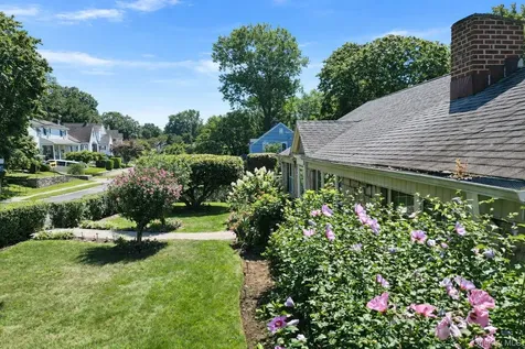 653 Odell Avenue Yonkers NY 10710