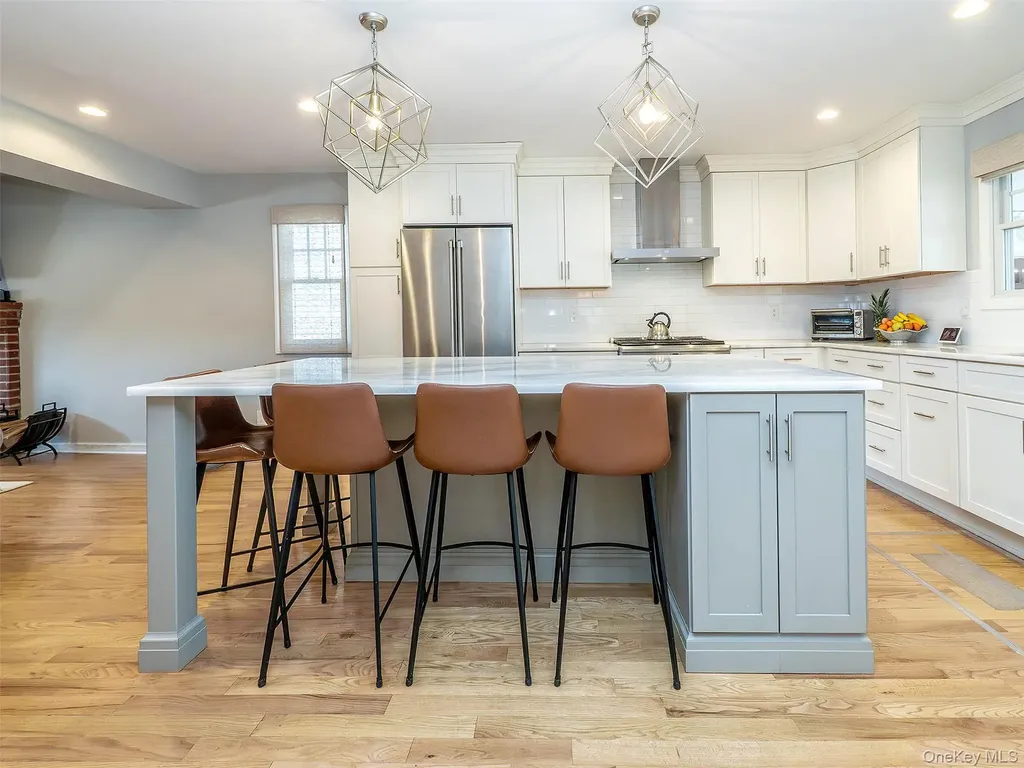 17 Winans Place Locust Valley NY 11560