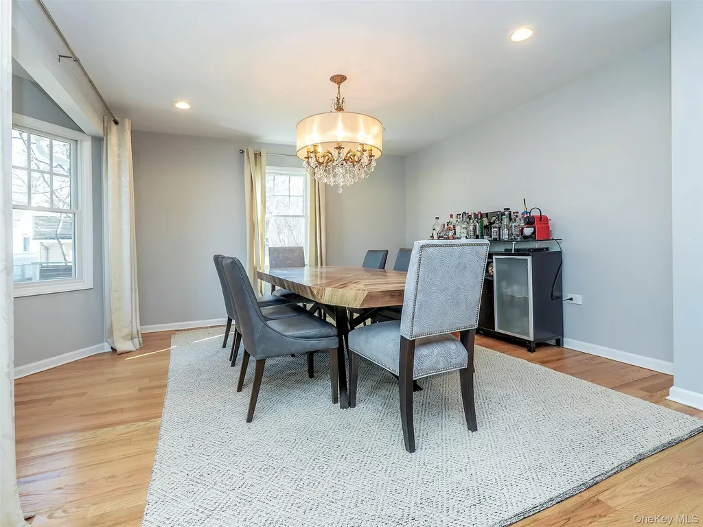 17 Winans Place Locust Valley NY 11560
