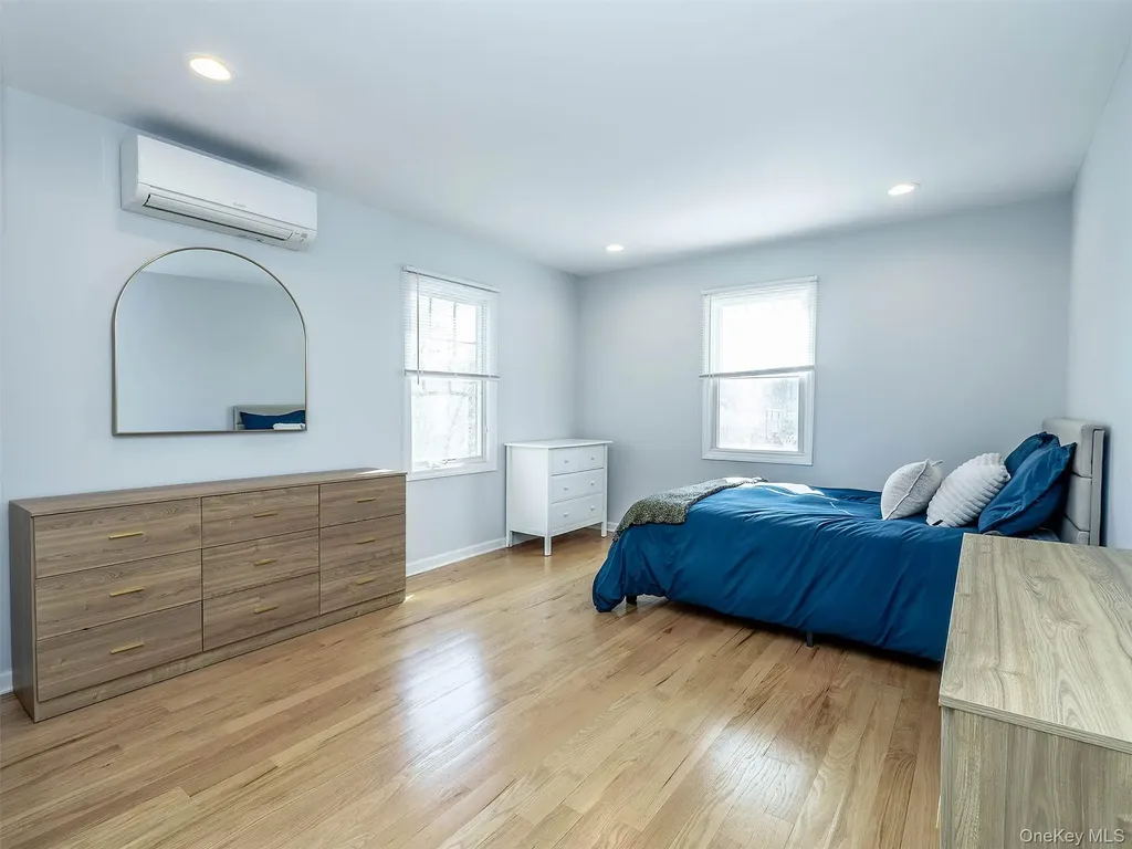 17 Winans Place Locust Valley NY 11560