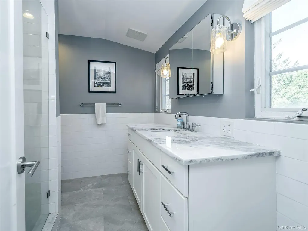 17 Winans Place Locust Valley NY 11560