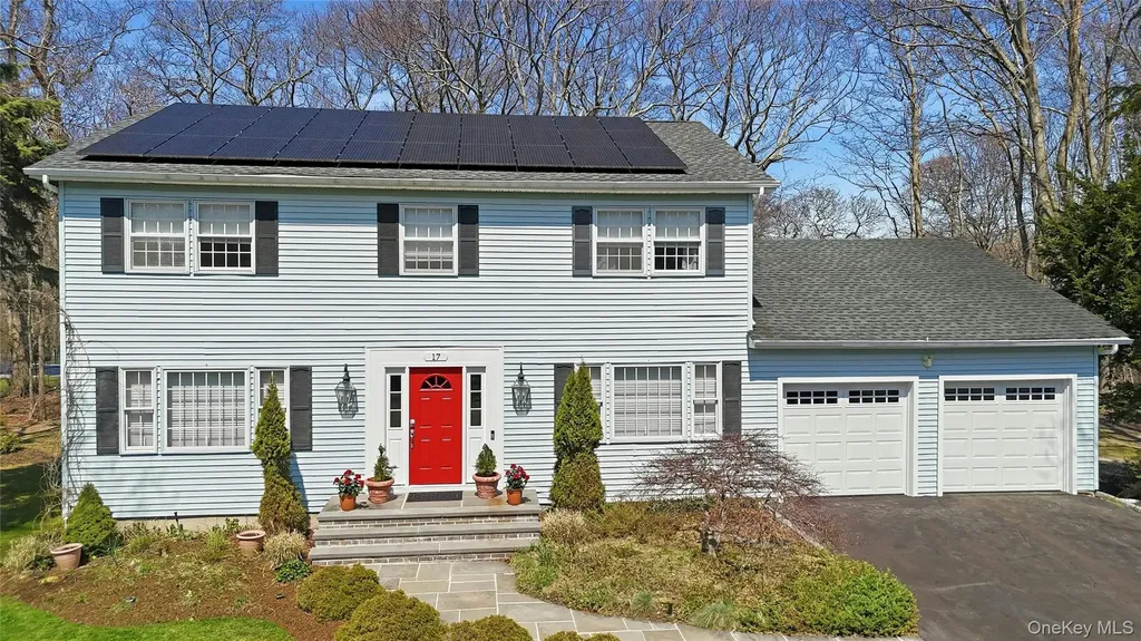 17 Quaker Hill Road Stony Brook NY 11790
