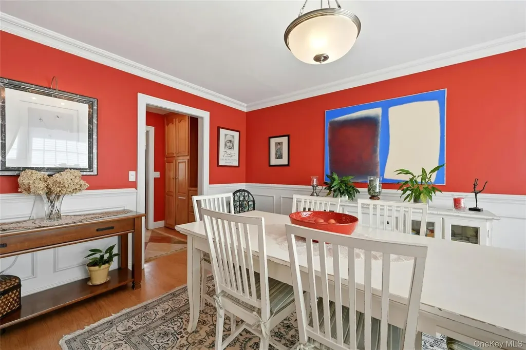 17 Quaker Hill Road Stony Brook NY 11790