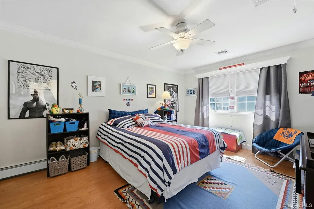 17 Quaker Hill Road Stony Brook NY 11790