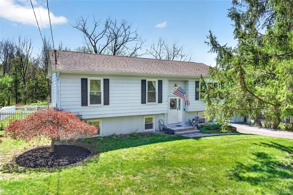 58 Farries Avenue Florida NY 10921
