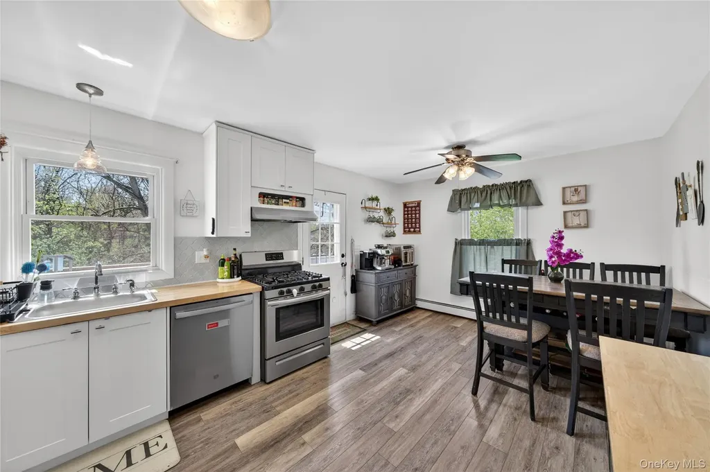 58 Farries Avenue Florida NY 10921