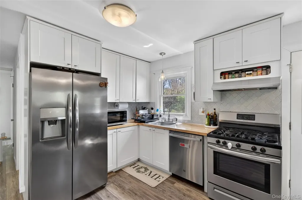 58 Farries Avenue Florida NY 10921