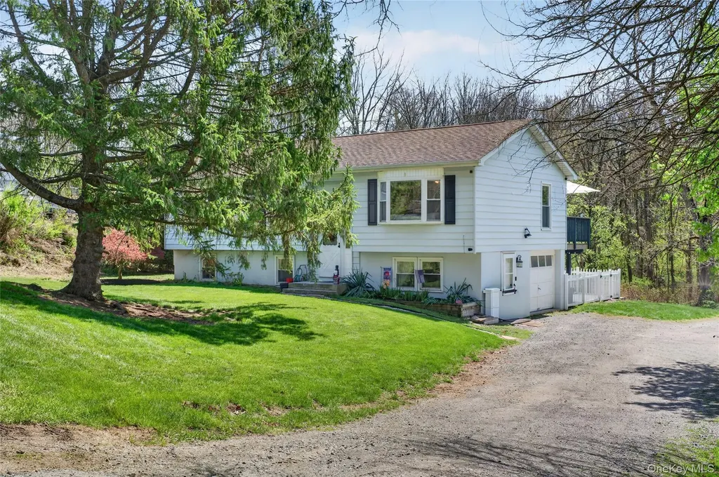 58 Farries Avenue Florida NY 10921