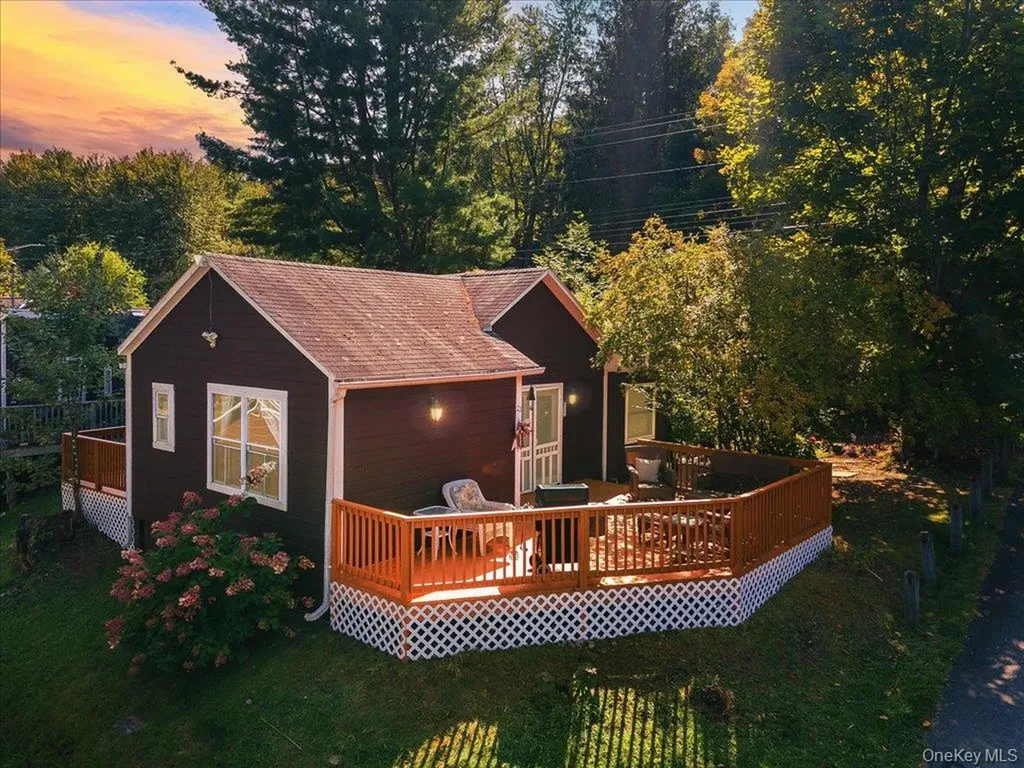 1192 State Route 52 Loch Sheldrake NY 12759