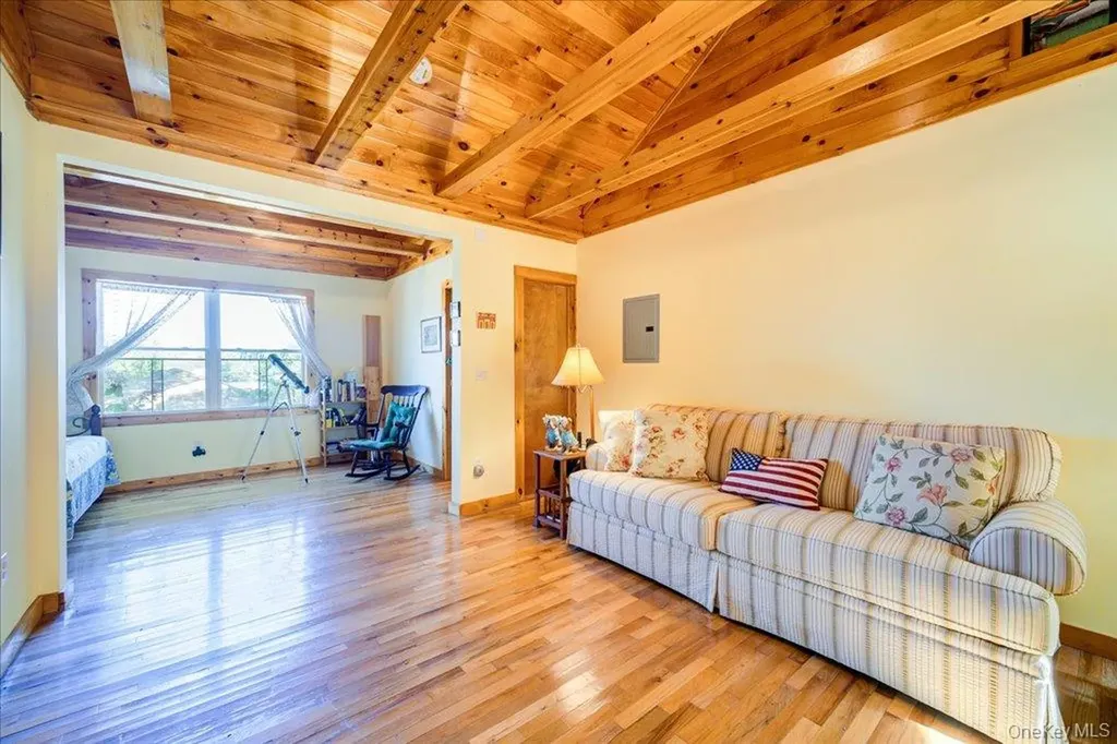1192 State Route 52 Loch Sheldrake NY 12759