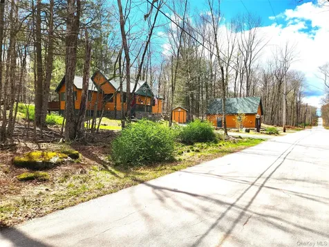 150 Hartwood Drive Smallwood NY 12778