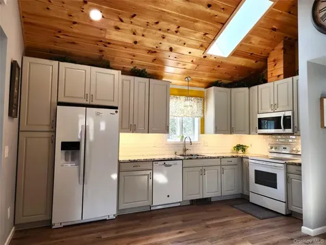 150 Hartwood Drive Smallwood NY 12778