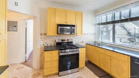 132 Park Avenue Mount Vernon NY 10550