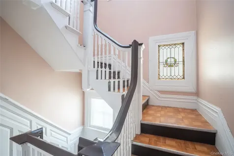 132 Park Avenue Mount Vernon NY 10550