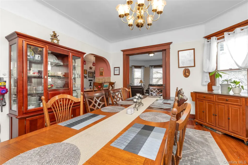94-25 85th Road Woodhaven NY 11421