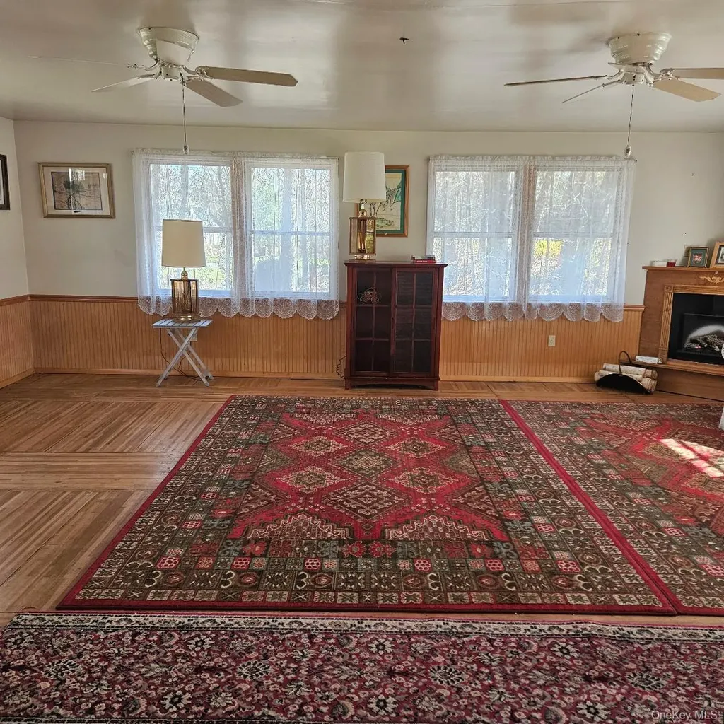 41 Wildwood Drive Poughkeepsie NY 12603