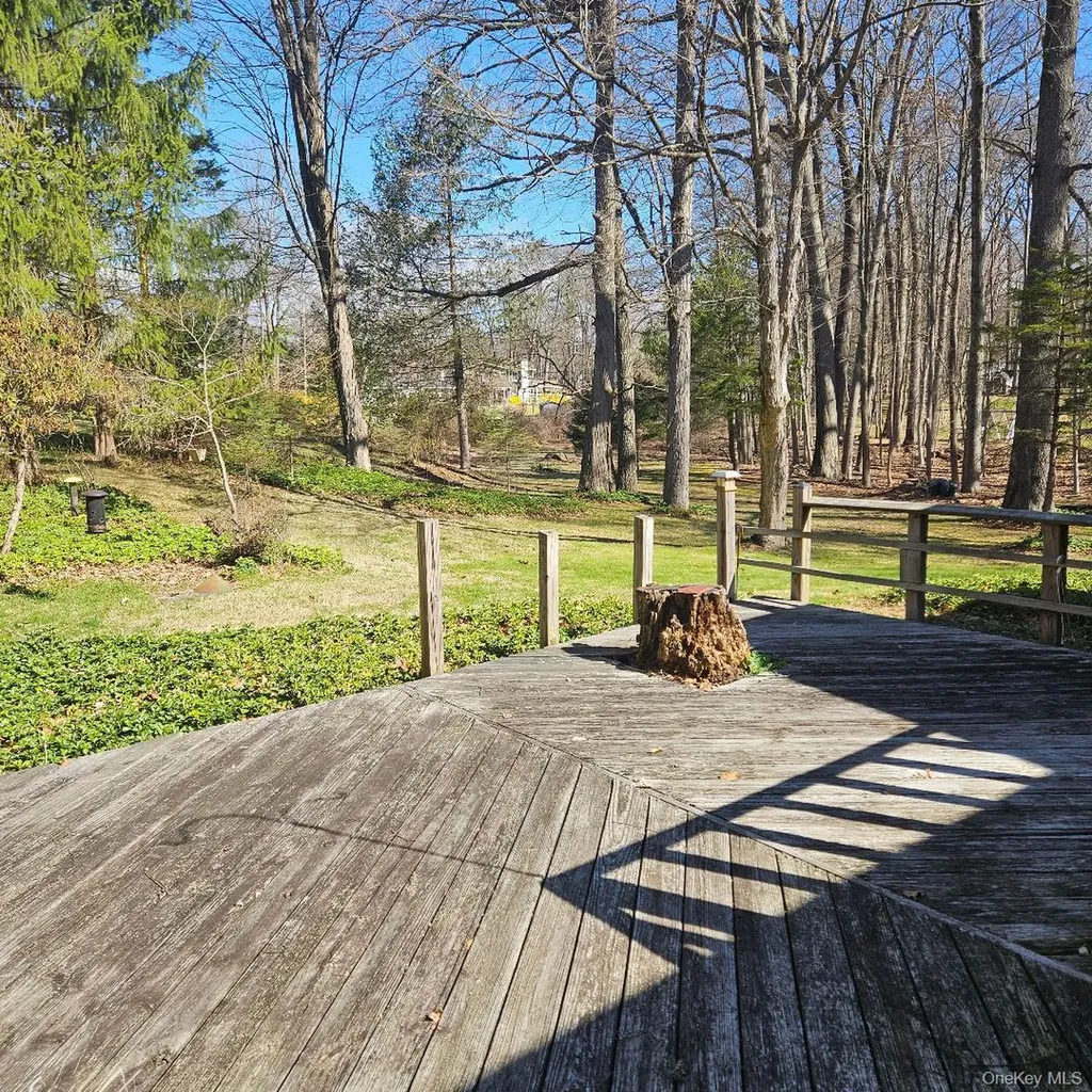 41 Wildwood Drive Poughkeepsie NY 12603