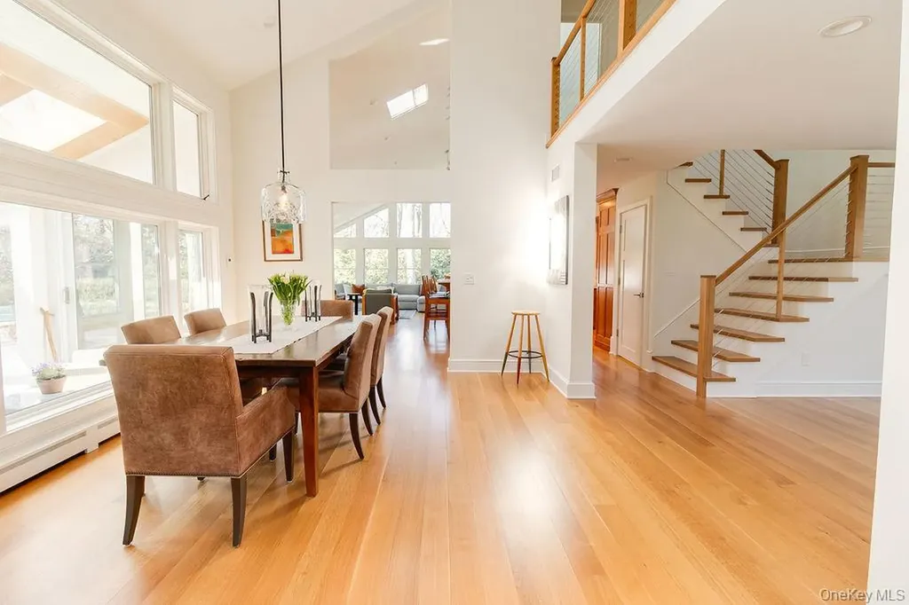 8 Waterview Lane Setauket NY 11733